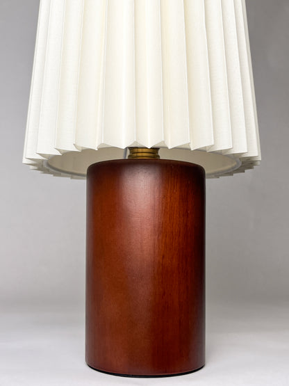 The Wren Table Lamp – Warm Light For Focused Work