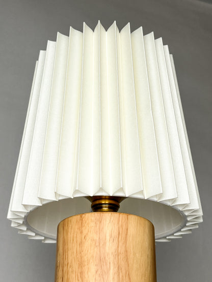 The Wren Table Lamp – Warm Light For Focused Work